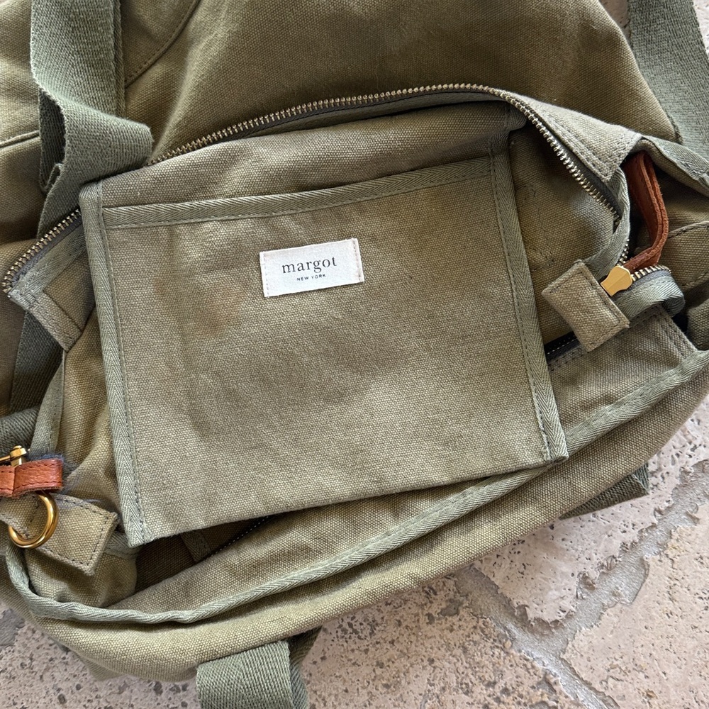 Margo Bianca satchel canvas messenger bag. - Picture 9 of 9
